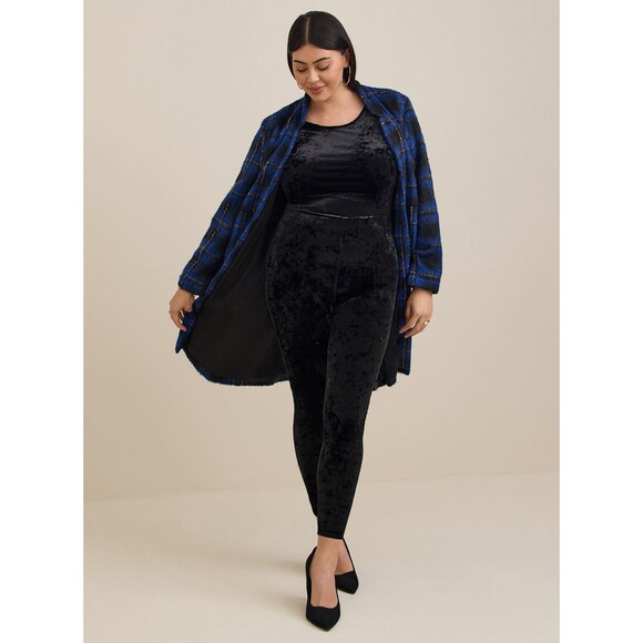 NWT Torrid 1X Black Crushed Velvet Short Sleeve Full Length Catsuit Size 14-16 - Picture 3 of 8